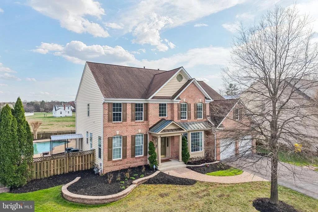Photo of 517 WET SAND DRIVE