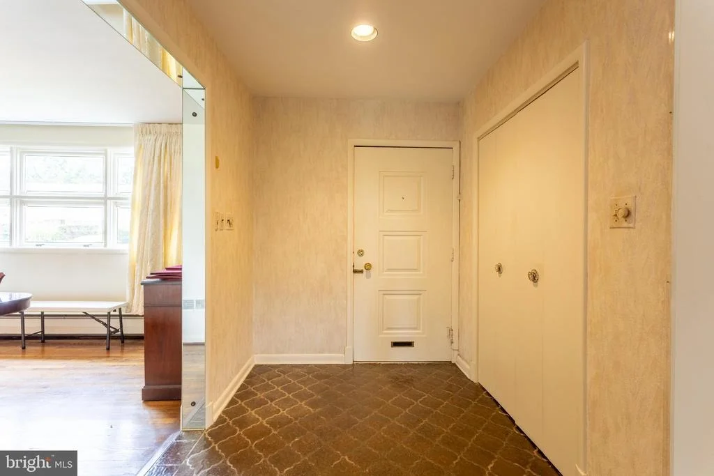Photo of 2509 HAL CIRCLE