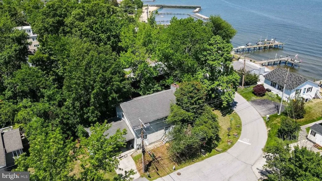 Photo of 3328 SHORE DRIVE