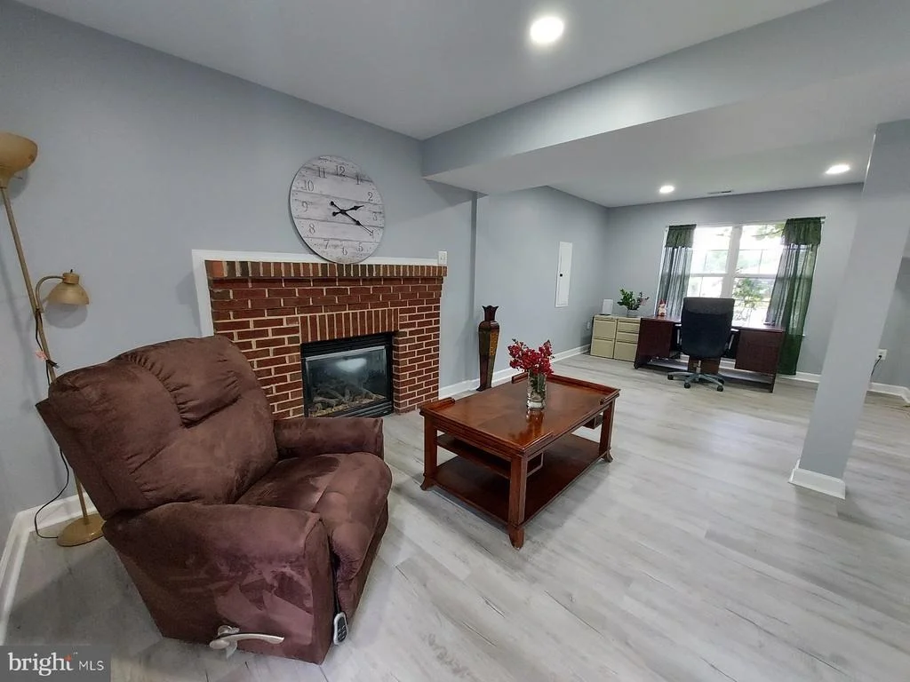 Photo of 8904 BALLARD LANE