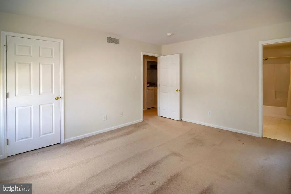 Photo of 34 CHESTERTOWN ROAD