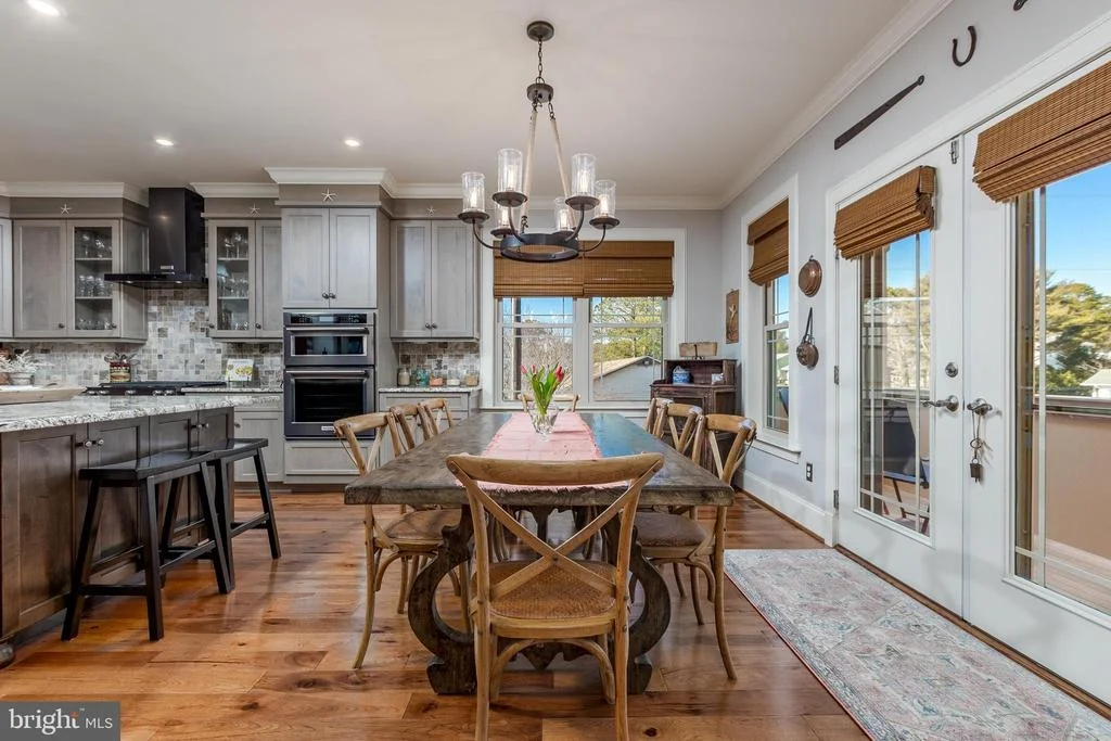 Photo of 144 ELIZABETH WAY