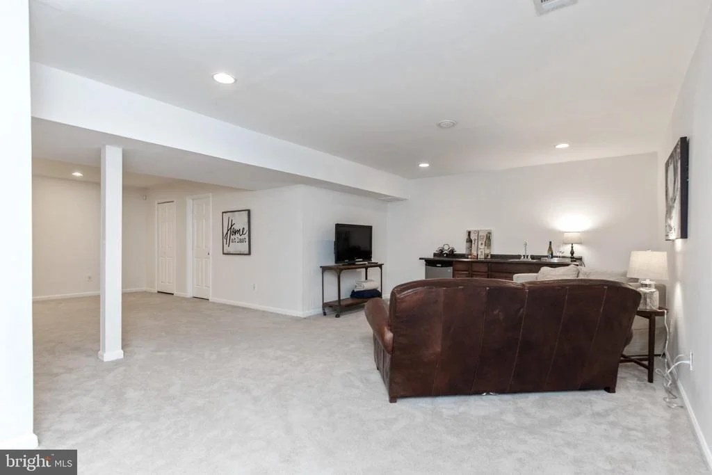 Photo of 11204 CRANBROOK LANE