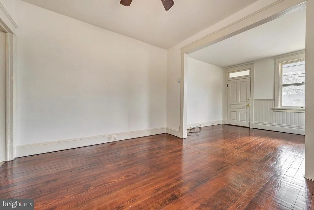 Photo of 5 7TH STREET E