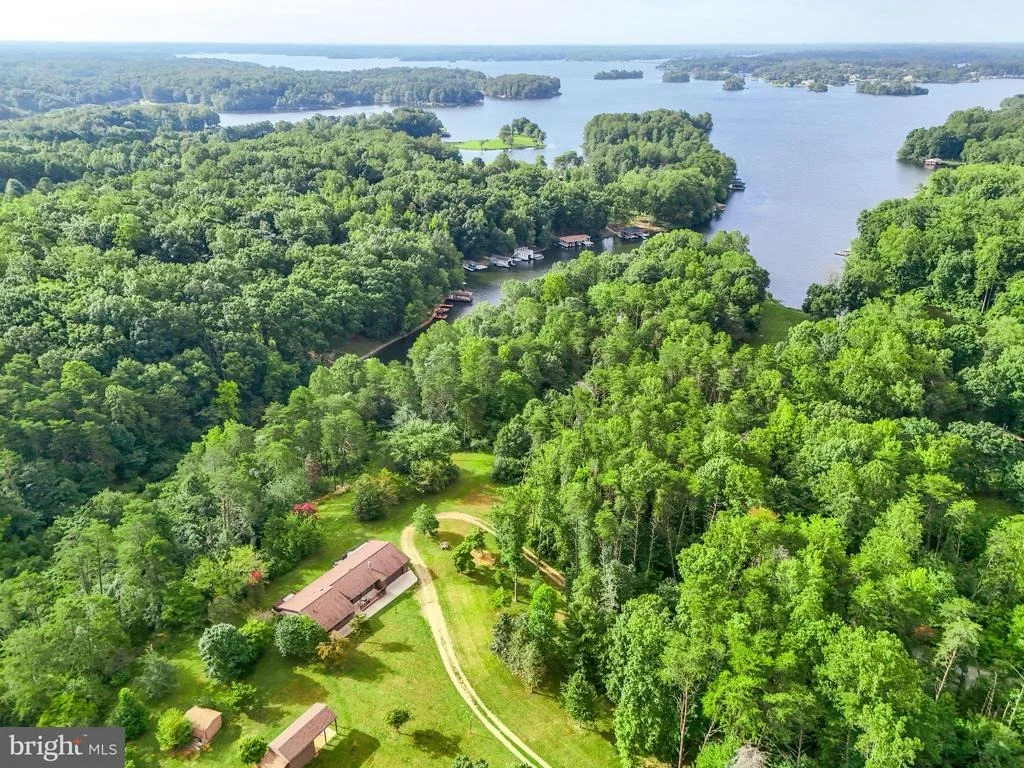 Photo of 3807 BEAR TREE LANE