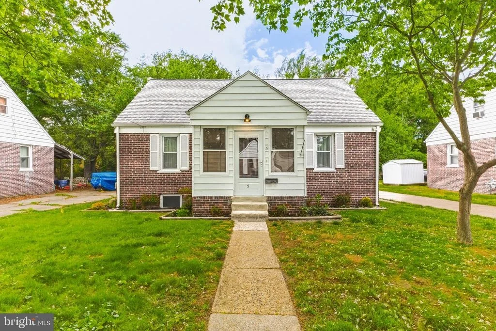 Photo of 5 DIXIE DRIVE