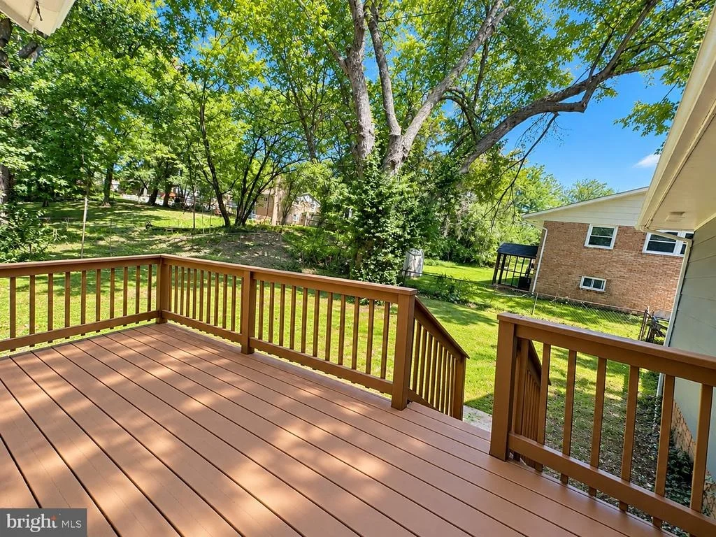 Photo of 11004 TYRONE DRIVE