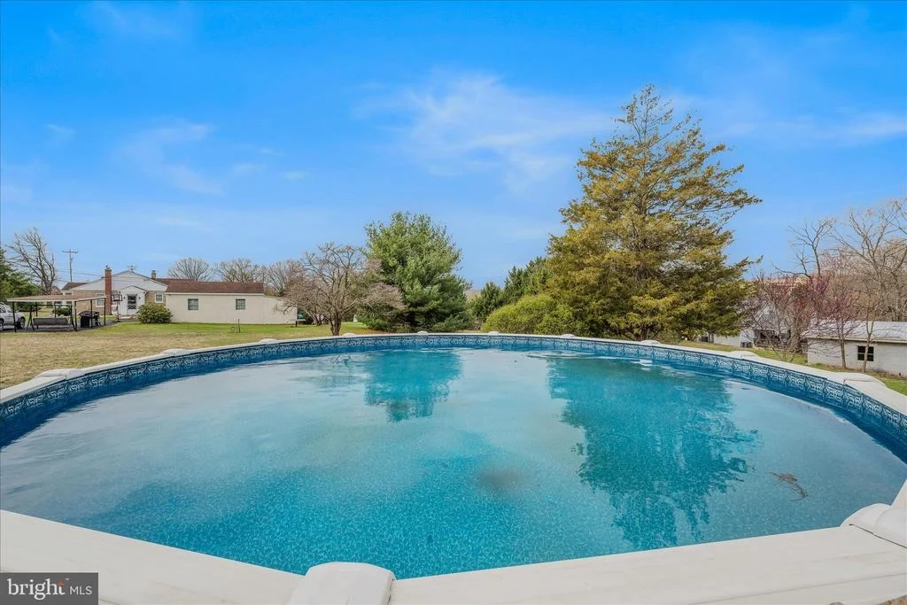 Photo of 1635 FAIRVIEW DRIVE