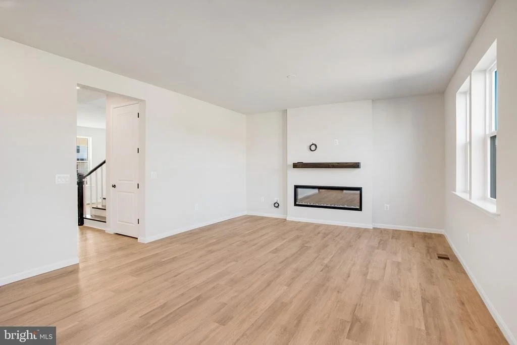 Photo of 611 CLOVER LANE