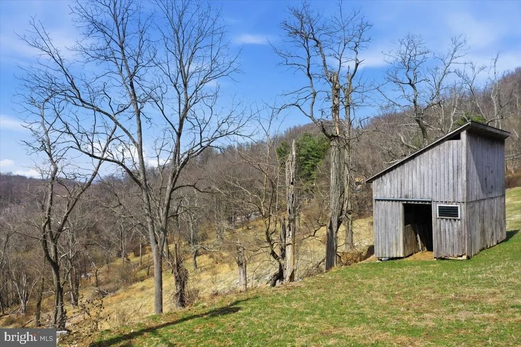 Photo of 1629 DAHLGREN ROAD