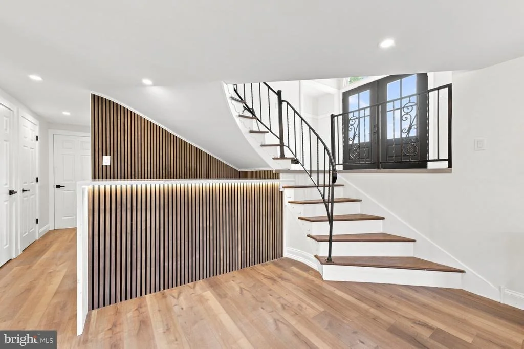 Photo of 9 BUCKNELL DRIVE