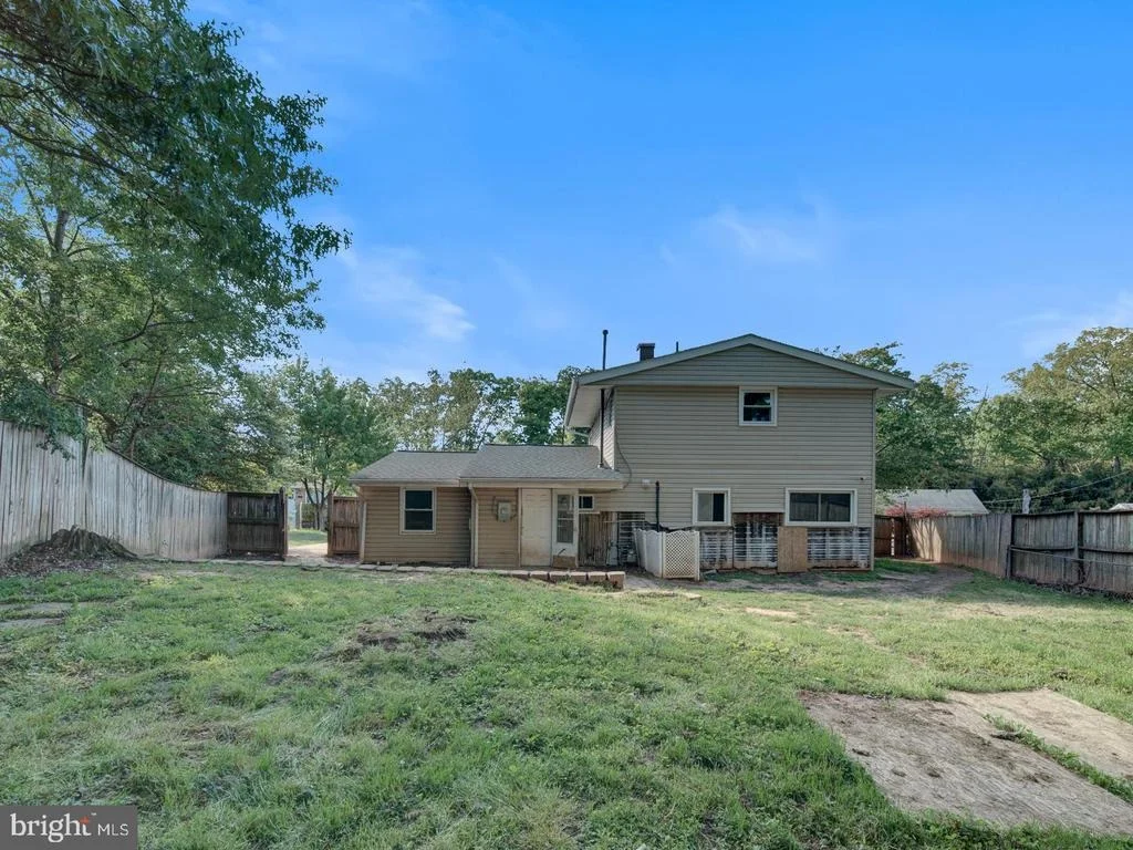 Photo of 9303 KIMBARK AVENUE