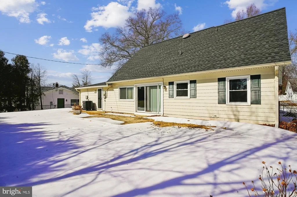 Photo of 16005 PENNANT LANE
