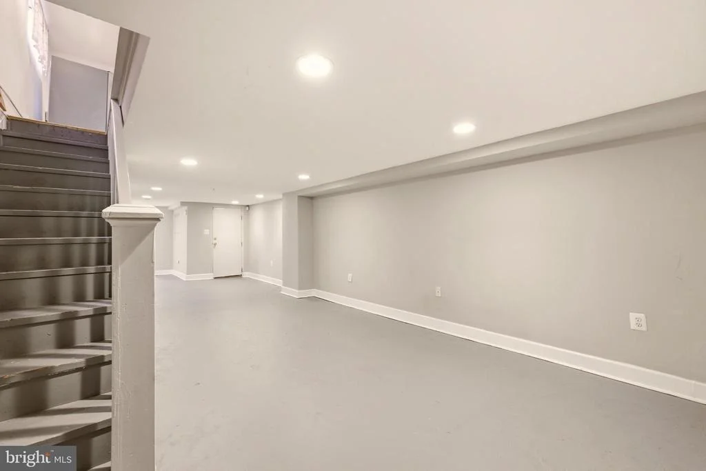 Photo of 1402 PERRY PLACE NW