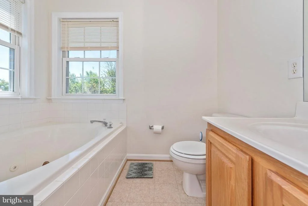 Photo of 638 BUSHYTAIL DRIVE