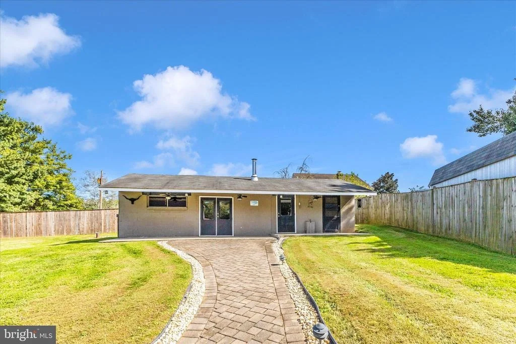 Photo of 11397 WELLER ROAD