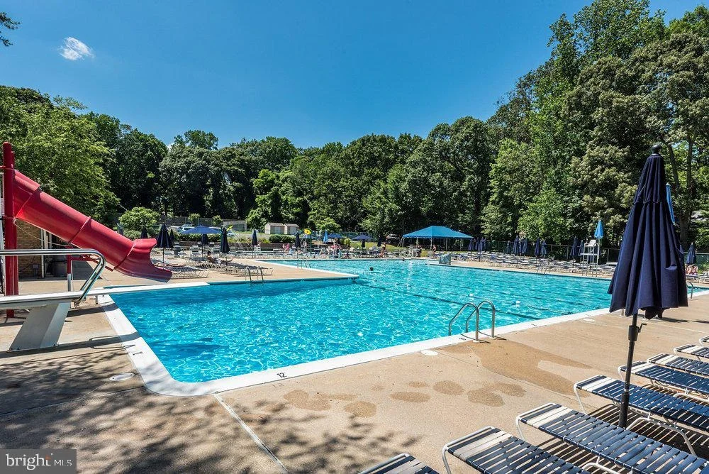Photo of 613 BAY GREEN DRIVE