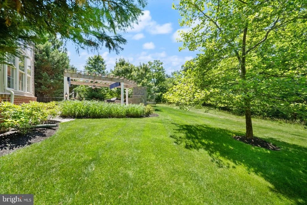Photo of 43916 RIVERPOINT DRIVE