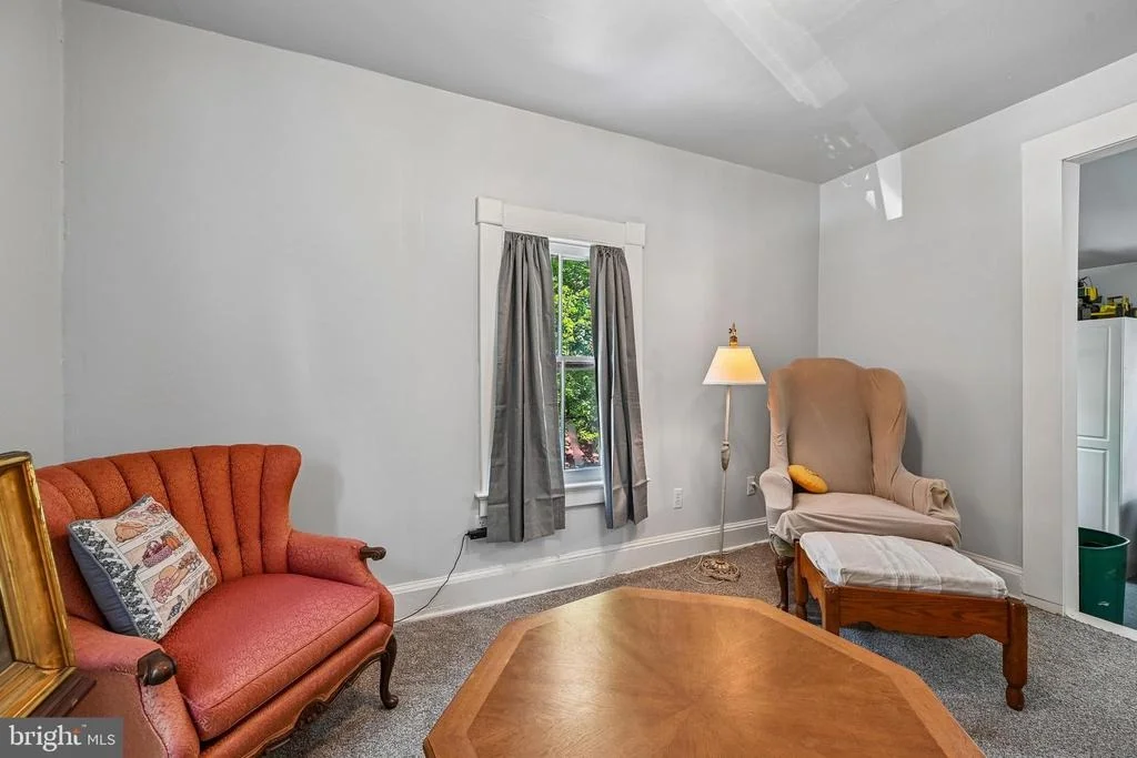Photo of 20925 CLARKSBURG ROAD