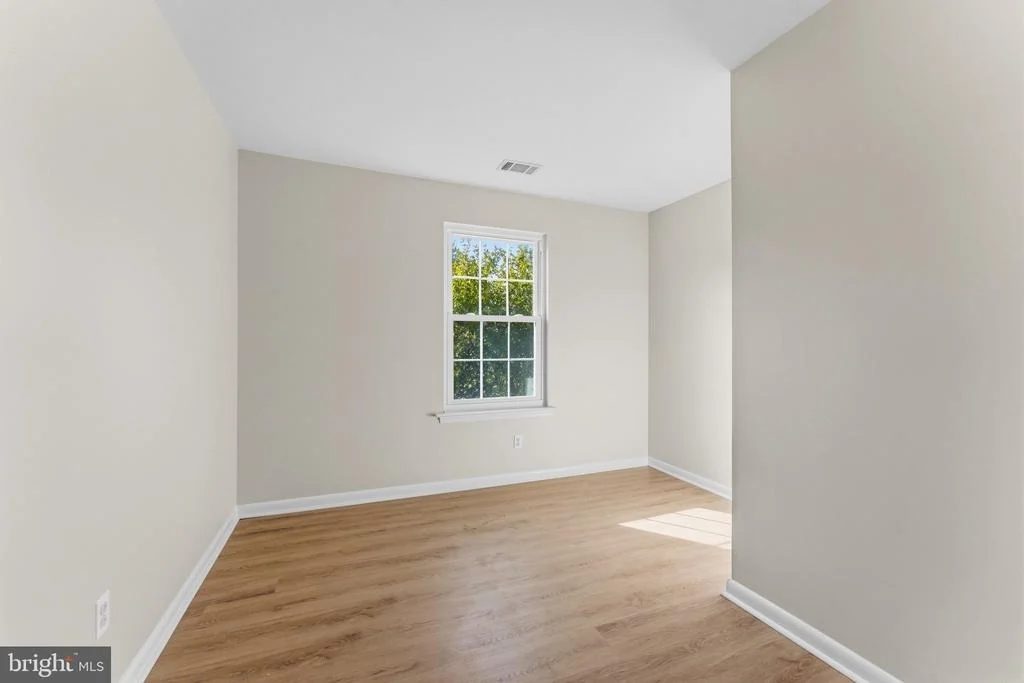 Photo of 1465 KINGSTREAM DRIVE