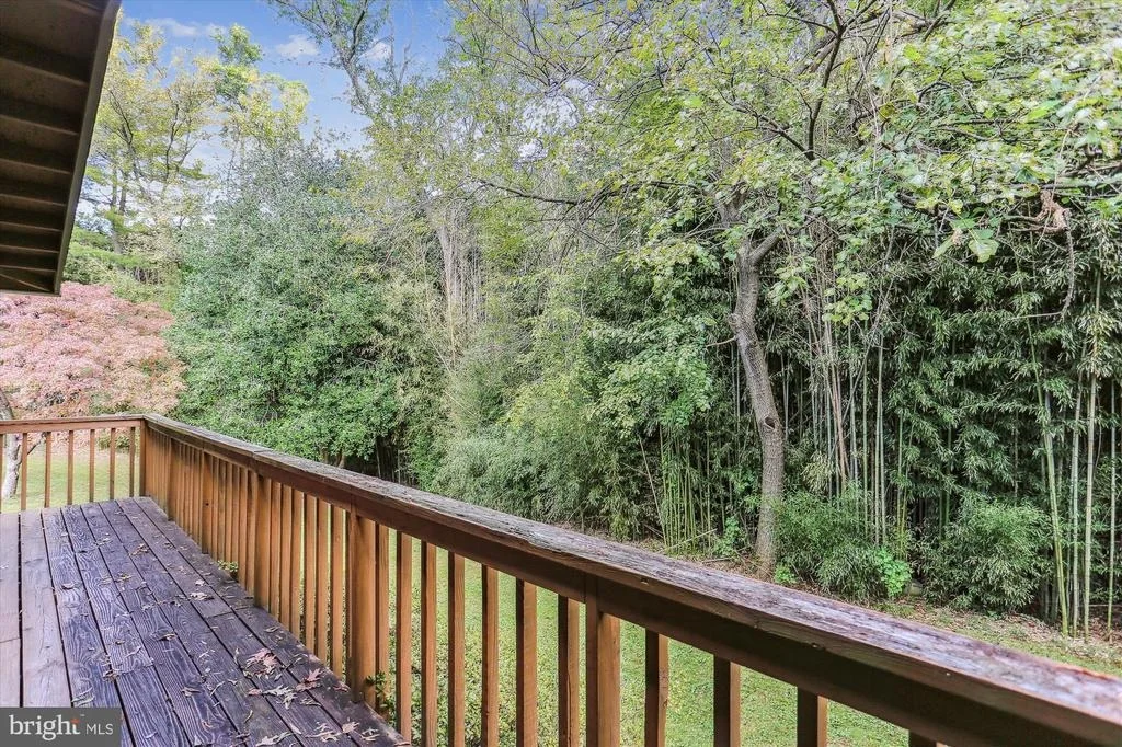 Photo of 816 OLIVE DRIVE
