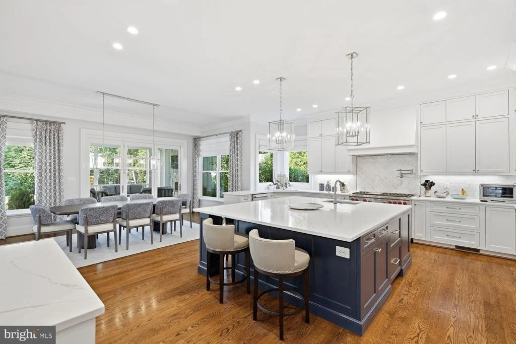 Photo of 6909 ARBOR LANE