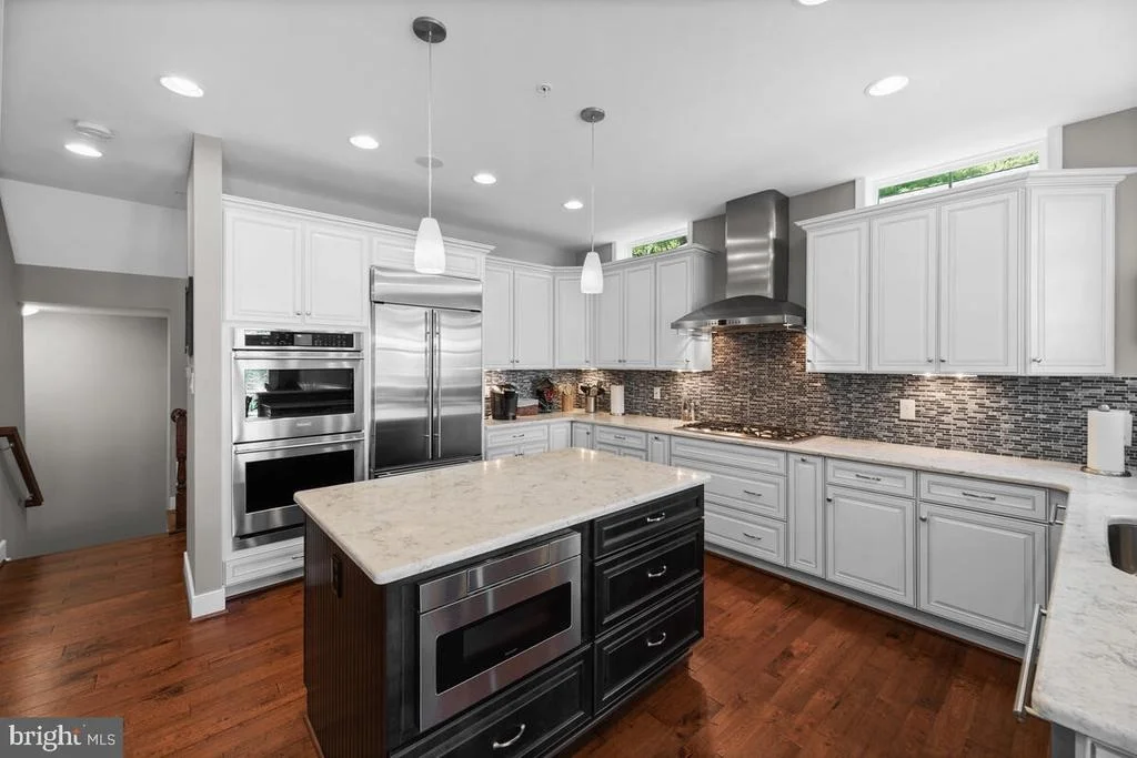 Photo of 1162 OAK VIEW DRIVE