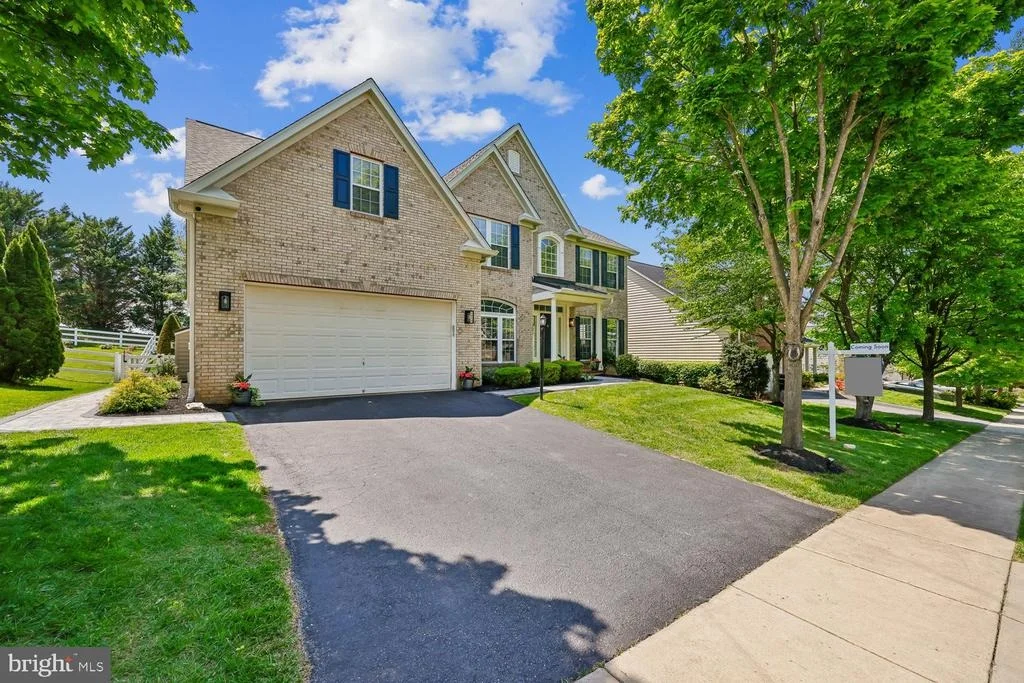 Photo of 503 GLENBROOK DRIVE
