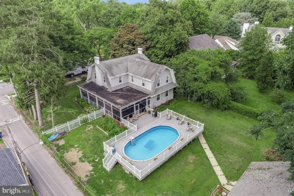 Photo of 24 HAZEL ROAD