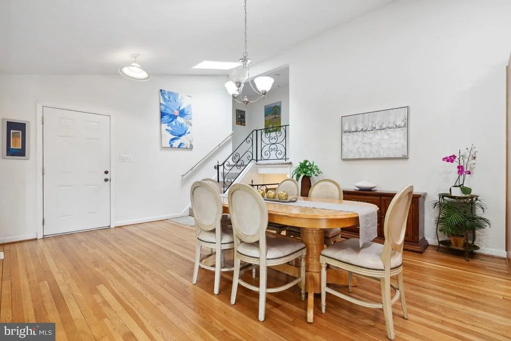 Photo of 1007 SOUTH BELGRADE ROAD