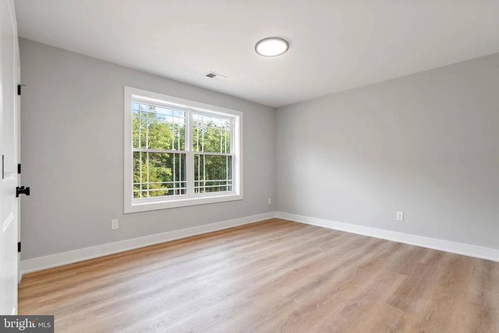 Photo of 21 NAUTILUS DRIVE
