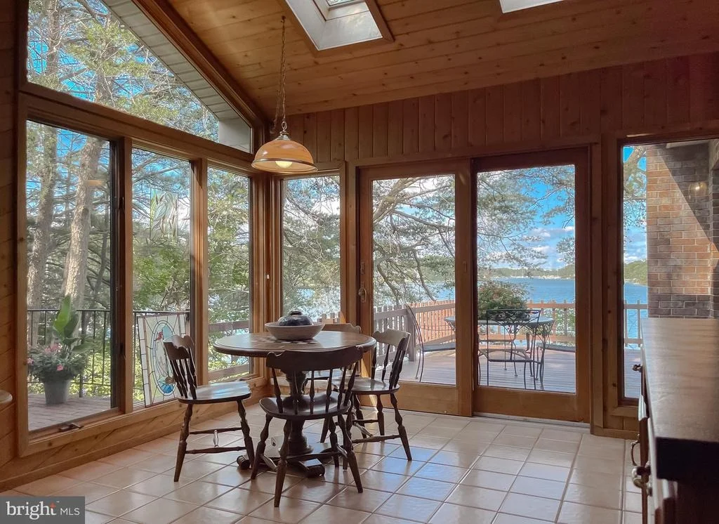 Photo of 222 HARBOR DRIVE