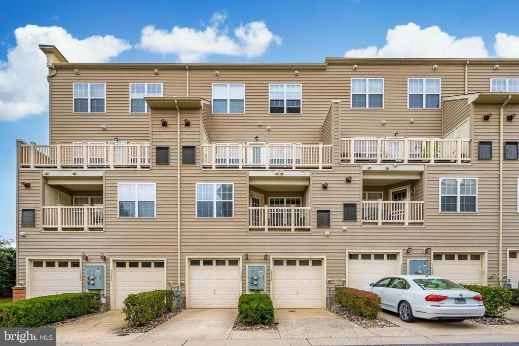 Photo of Unit 22A at 1790 POOLSIDE WAY