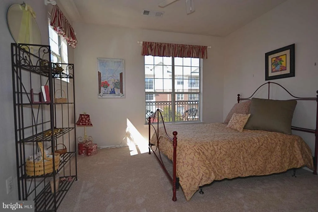 Photo of Unit 5301 at 1581 SPRING GATE DRIVE