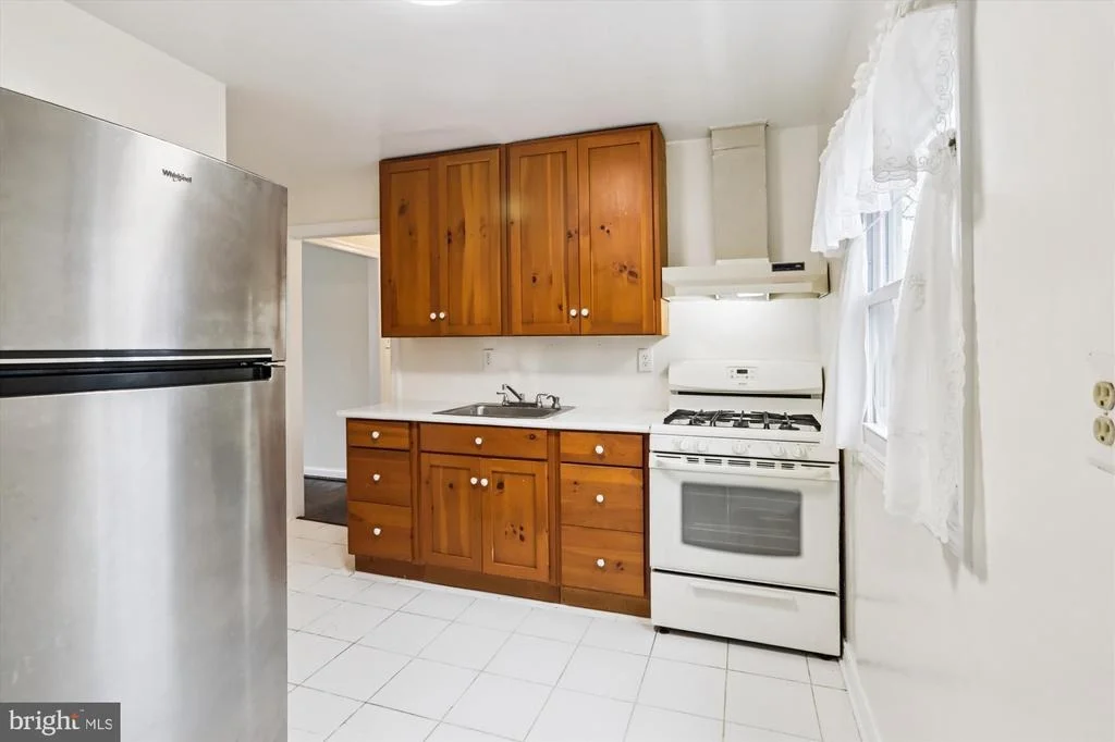 Photo of 12317 MIDDLE ROAD