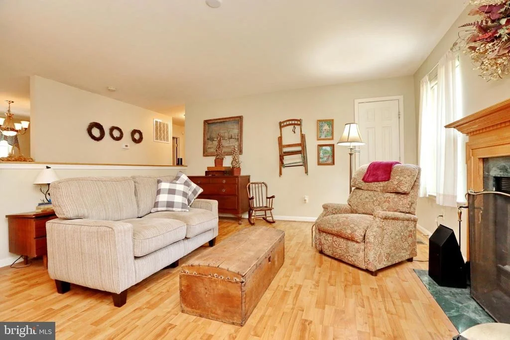 Photo of 42074 STARLIGHT DRIVE