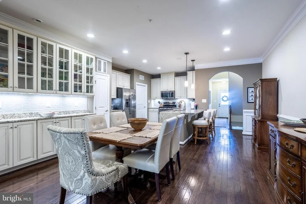 Photo of 6486 PARK FOREST CIRCLE