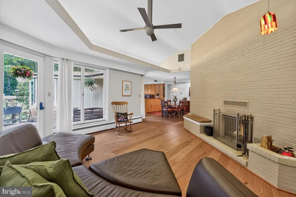 Photo of 1118 ORCHARD WAY