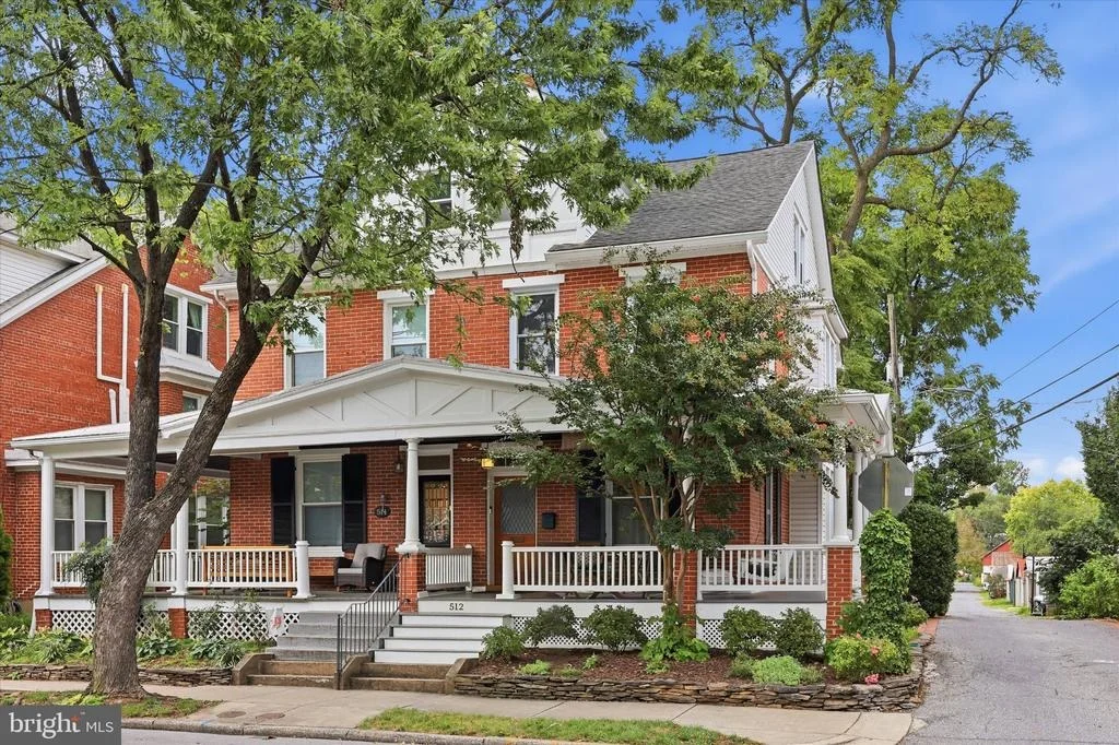 Photo of 512 ELM STREET