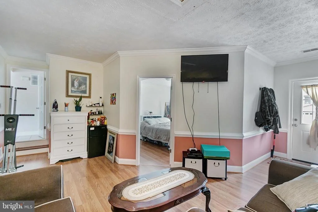 Photo of 1800 LAWNVIEW DRIVE