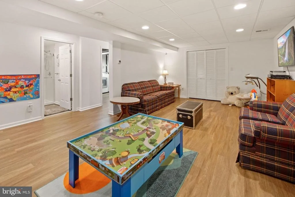 Photo of 2601 REDMILES DRIVE