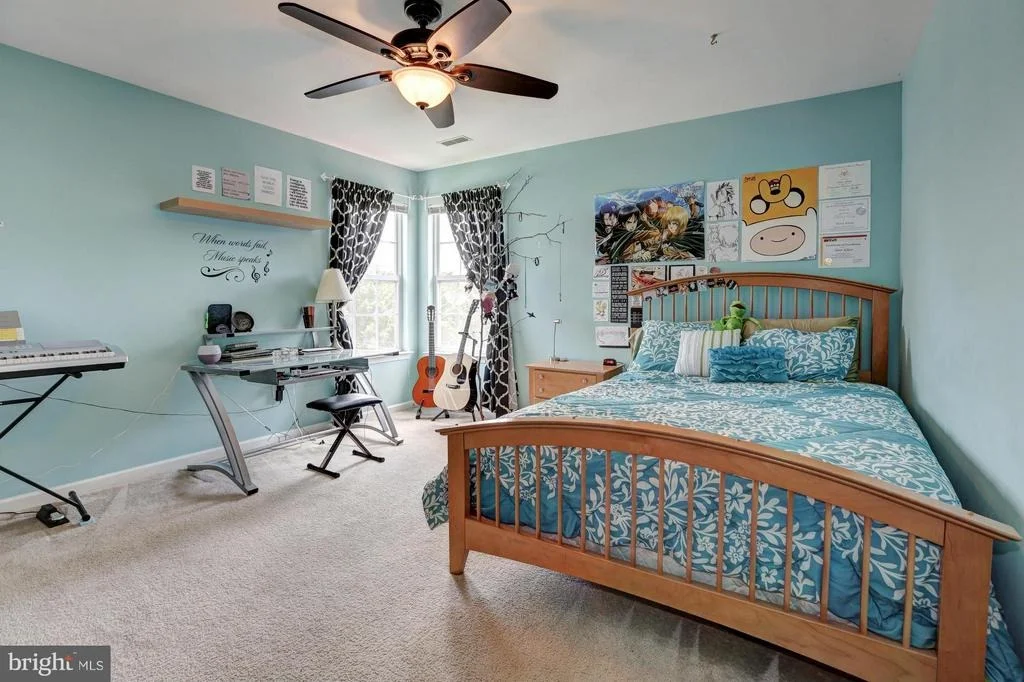 Photo of 4832 BROOM DRIVE