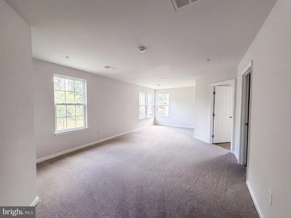Photo of 5108 GRIFFENDALE LANE