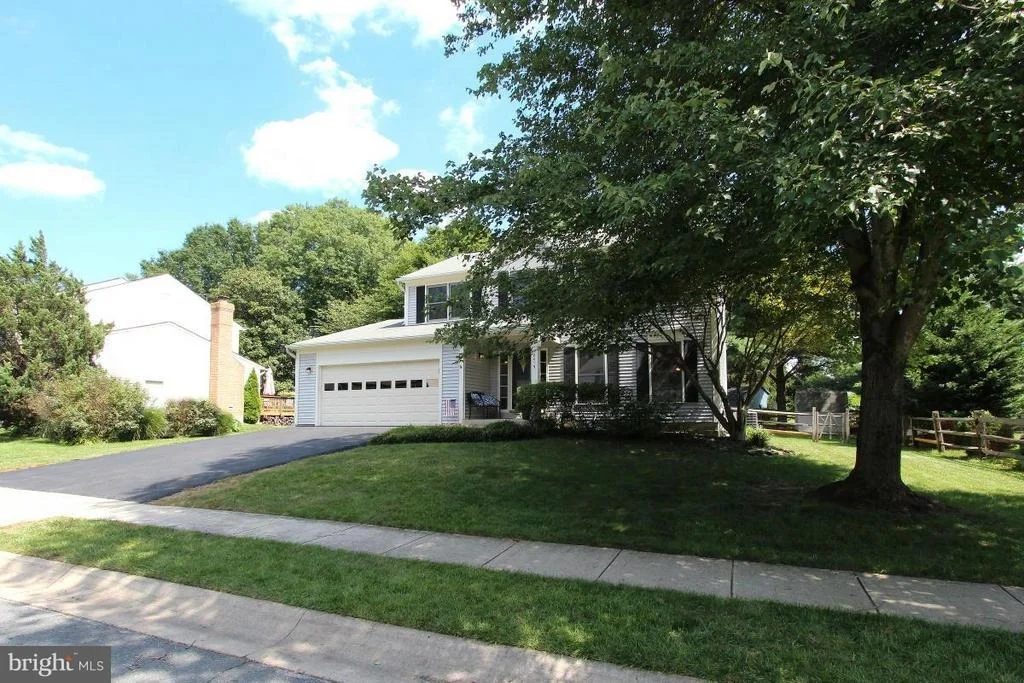 Photo of 18019 BILNEY DRIVE