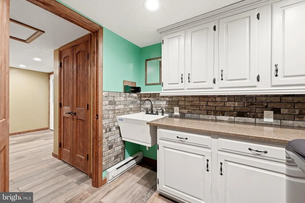 Photo of 210 JACKSON DRIVE