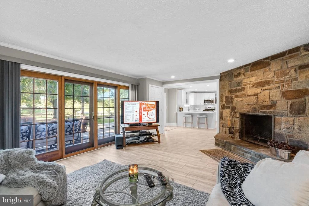 Photo of 8516 PADDOCKVIEW DRIVE