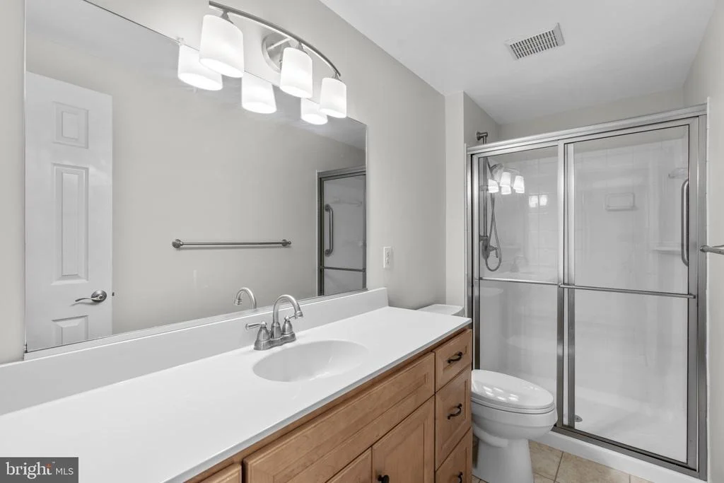 Photo of 8064 RED JACKET WAY