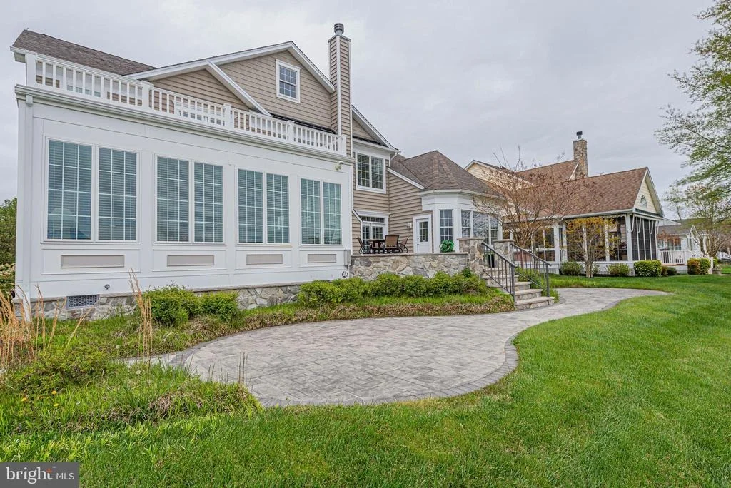 Photo of 38358 VIRGINIA DRIVE