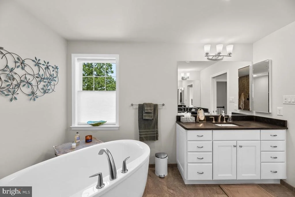 Photo of 1162 OAK VIEW DRIVE