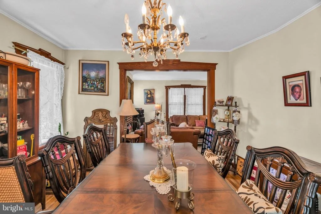 Photo of 1281 LONGFELLOW AVE